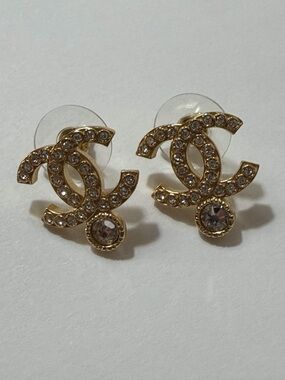 PREOWNED CHANEL Gold Crystal CC Earrings